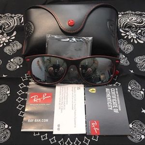 Brand New RAY BAN Sunglasses WAYFARER BLACK/SILVER 55mm FERRARI EDITION